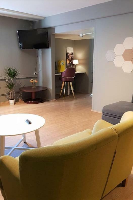 Hotel Asbru By Reykjavik Keflavik Airport Eksteriør billede