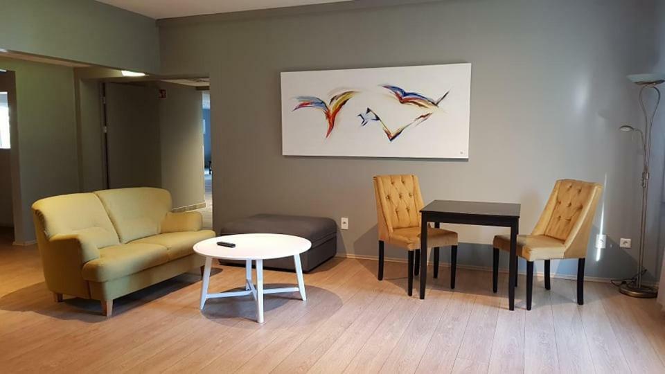 Hotel Asbru By Reykjavik Keflavik Airport Eksteriør billede